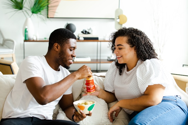 7 Signs You Should Cut Her Off in the Talking Stage