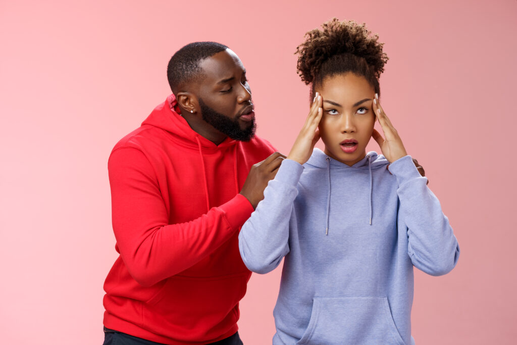 5 Clear Signs You’re Forcing a Relationship